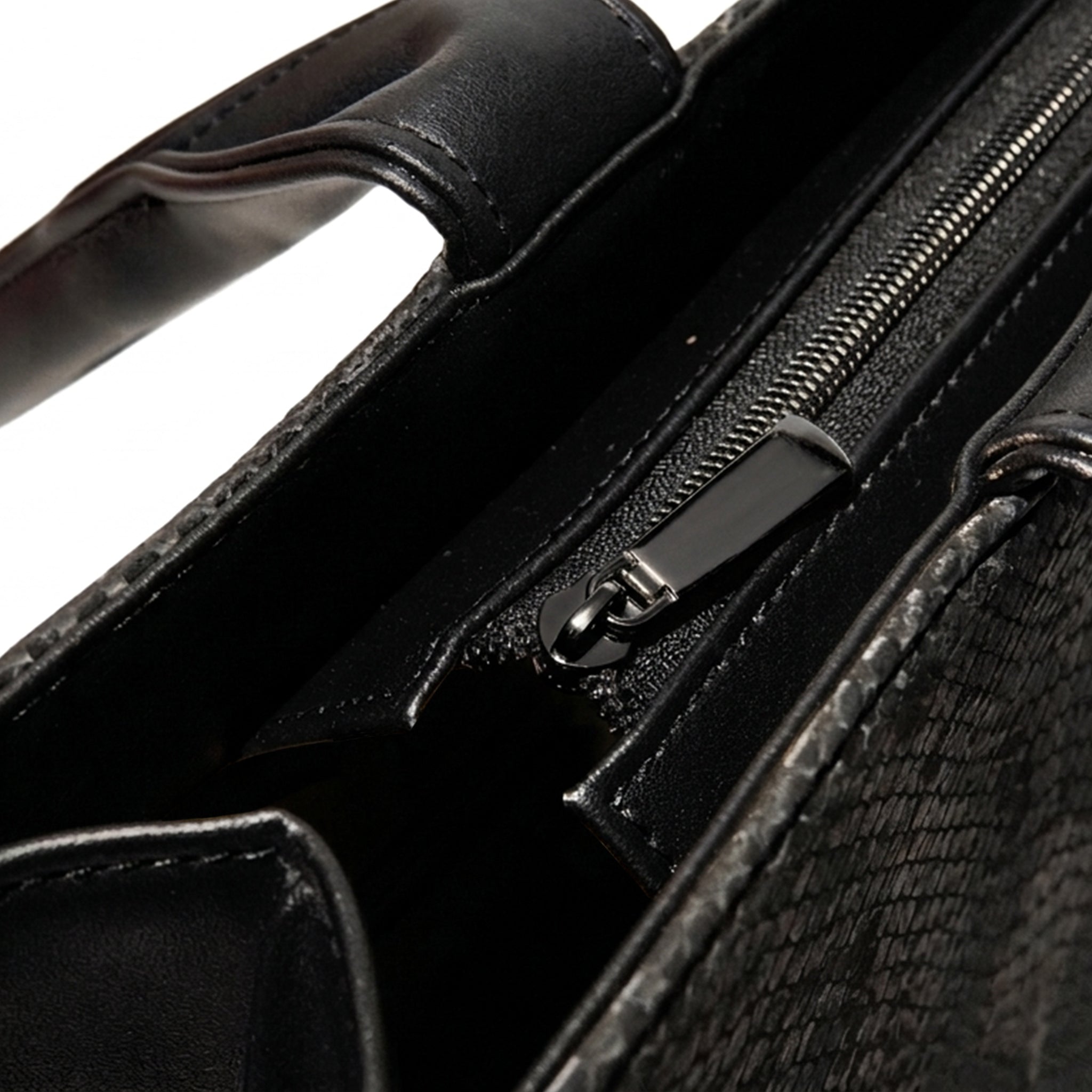 Leasto Midnight Quilted Tote – Sophisticated Structured Handbag with Premium Finish