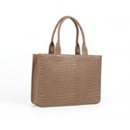 Leasto Crimson Croc Tote – Structured Handbag with Gold-Tone Accents